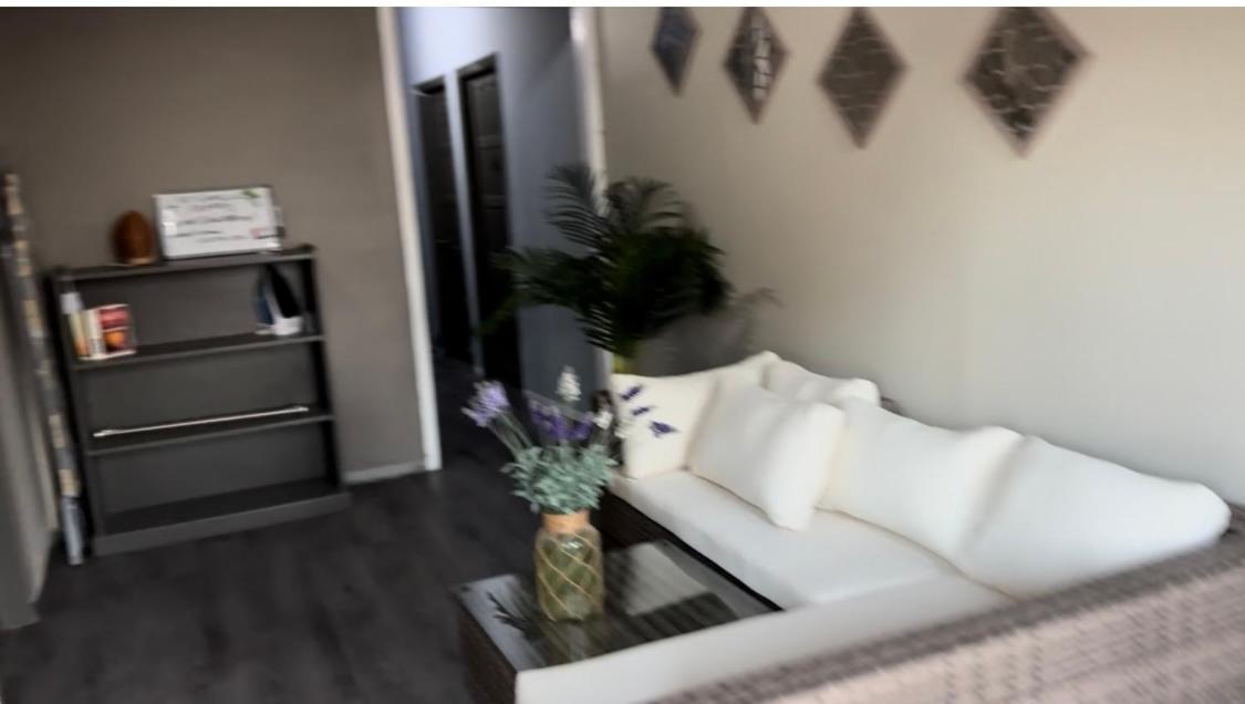 Jj Guest House Branns Hamlet 외부 사진