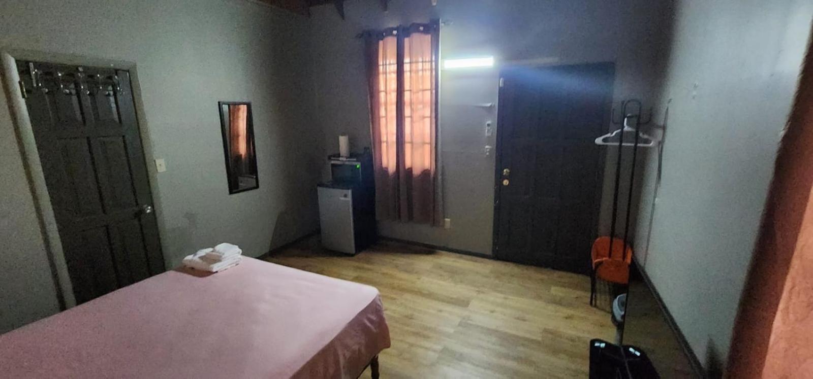Jj Guest House Branns Hamlet 외부 사진
